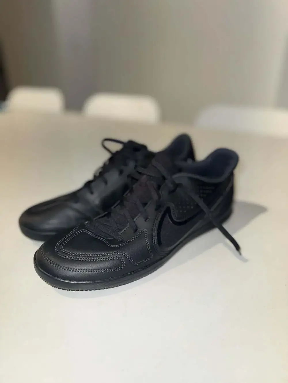 Nike Tiempo Legend 9 Academy IC Indoor Soccer Shoes Black Size 10.5